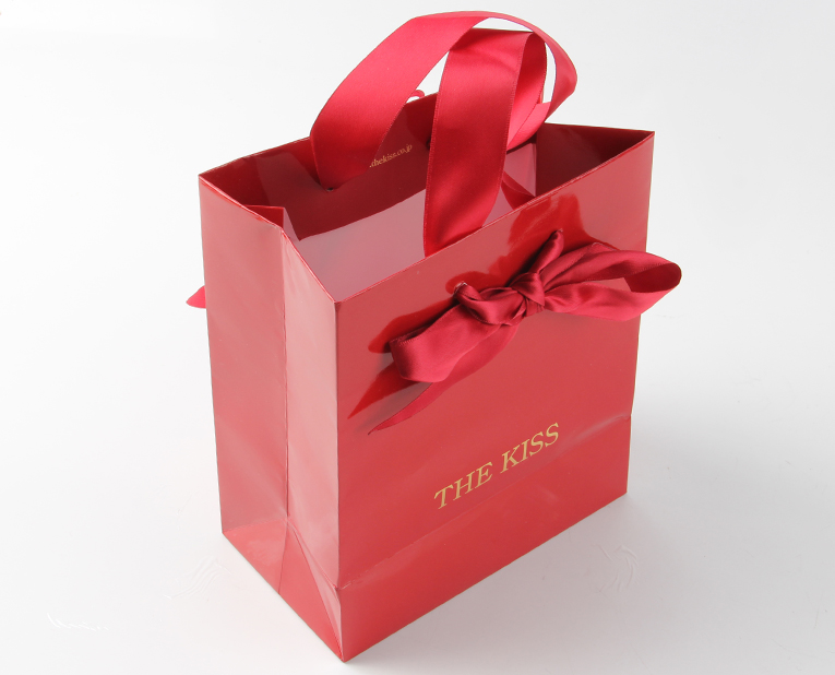 高檔禮品袋廠統(tǒng)計01年以來，絲印技術(shù)的起伏市場