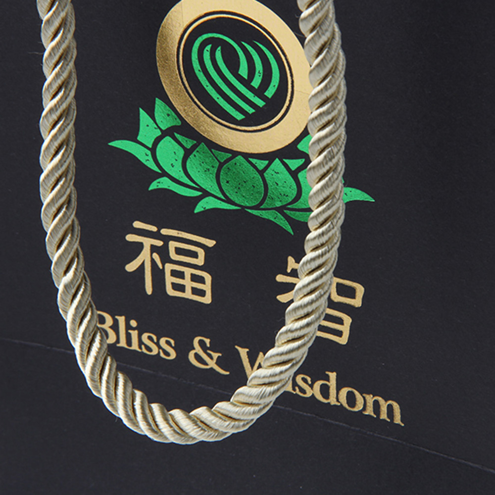 2個細節(jié)讓手表紙袋訂做極具人情味和歸屬感 2個細節(jié)讓手表紙袋訂做極具人情味和歸屬感