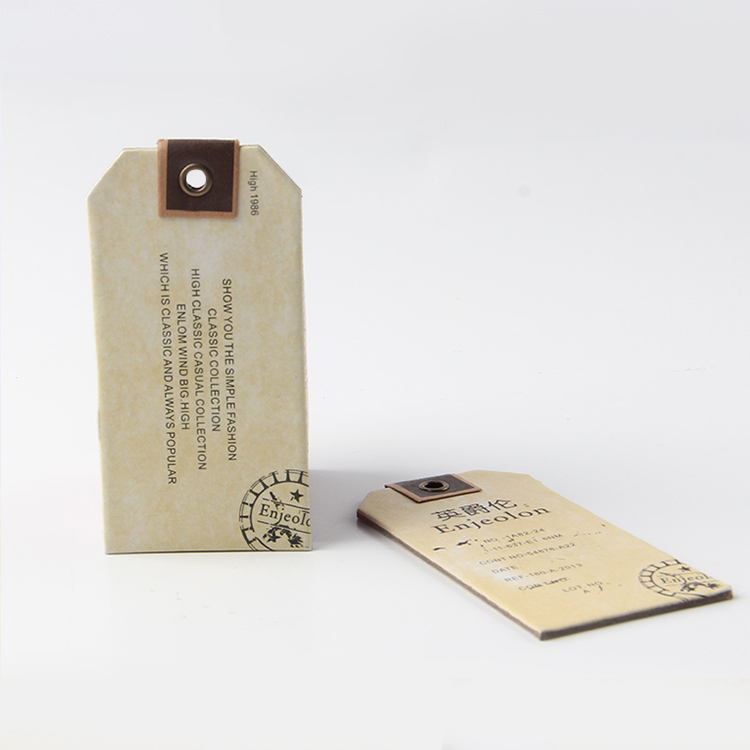 銅版紙吊牌訂做的2大優(yōu)勢 銅版紙吊牌訂做的2大優(yōu)勢